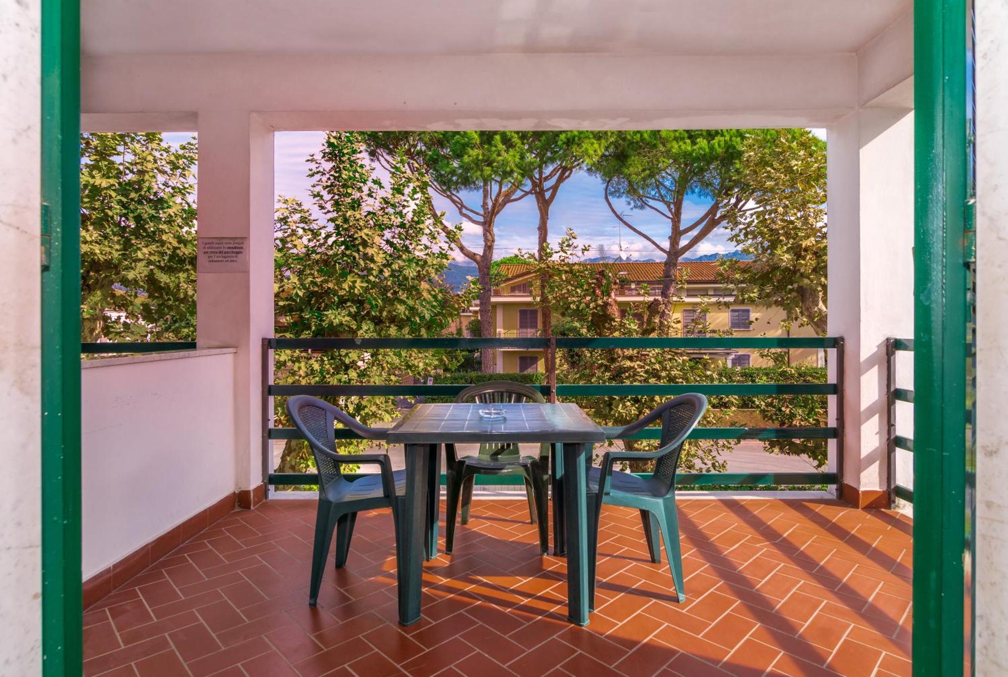 Hotel Eura Marina di Massa Eksteriør bilde
