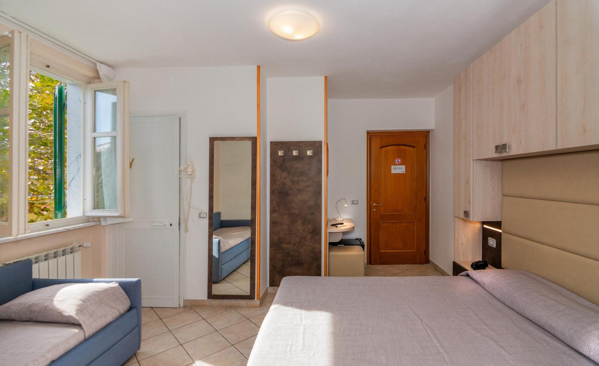 Hotel Eura Marina di Massa Eksteriør bilde