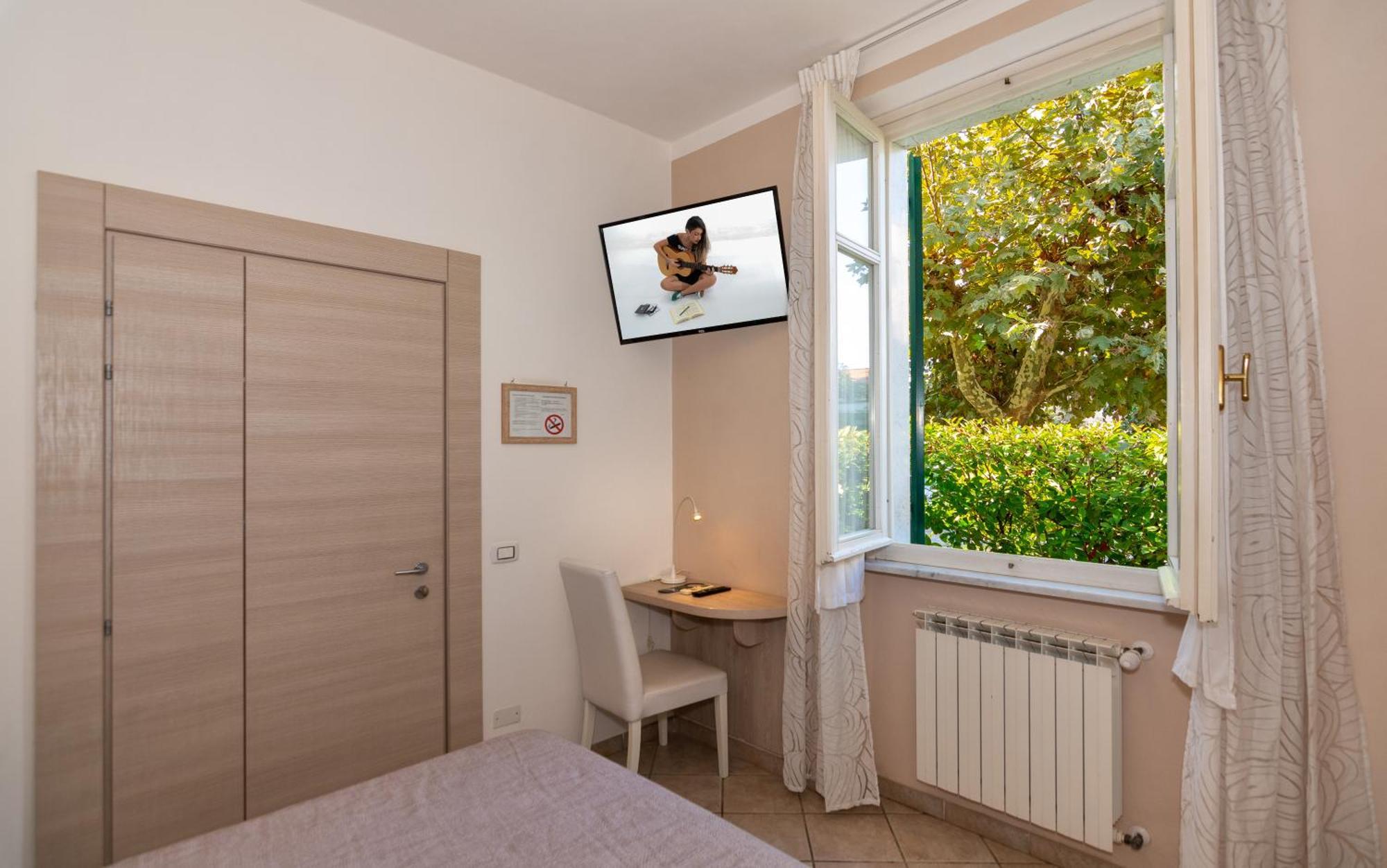 Hotel Eura Marina di Massa Eksteriør bilde