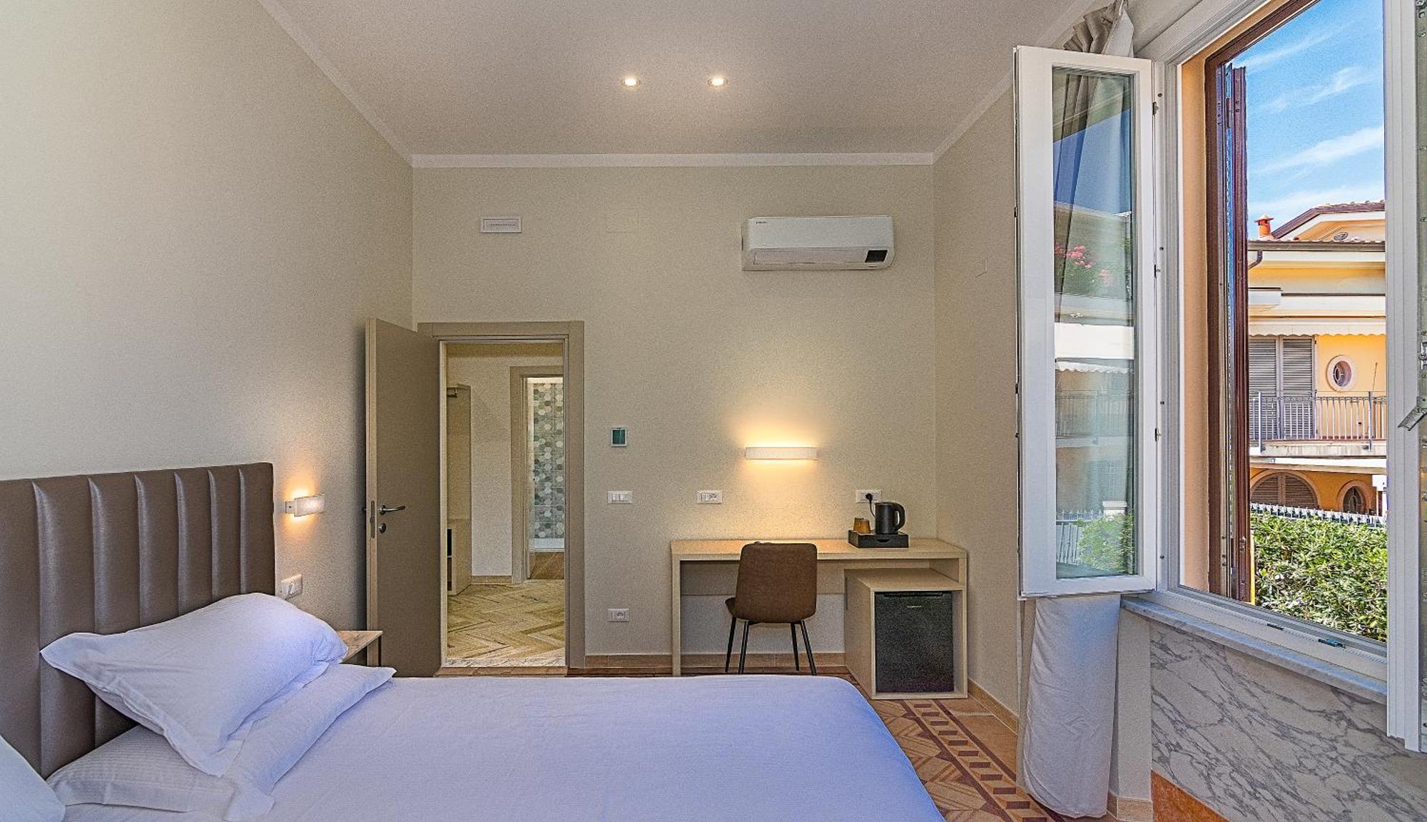 Hotel Eura Marina di Massa Eksteriør bilde