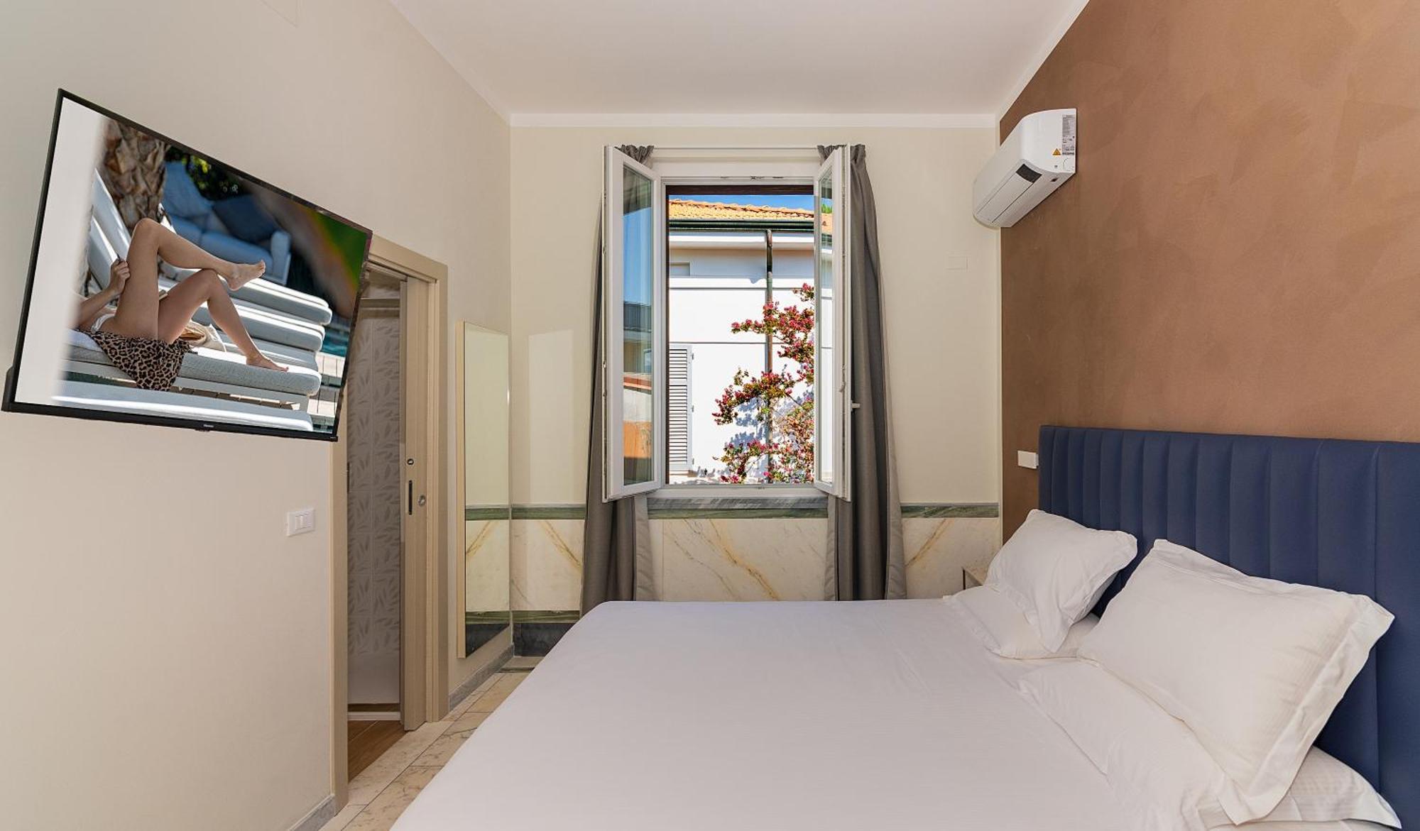 Hotel Eura Marina di Massa Eksteriør bilde