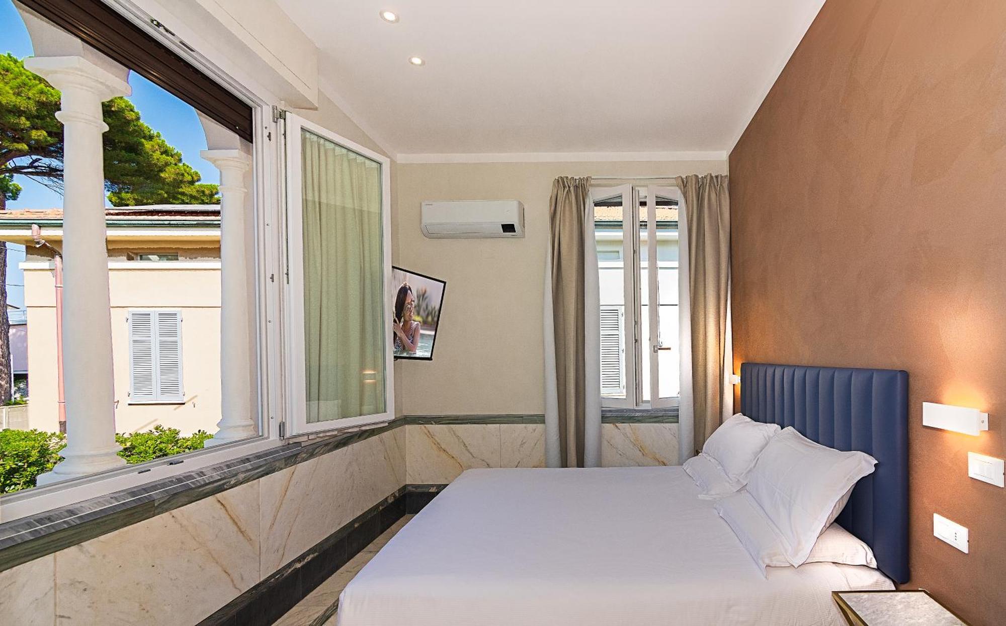 Hotel Eura Marina di Massa Eksteriør bilde