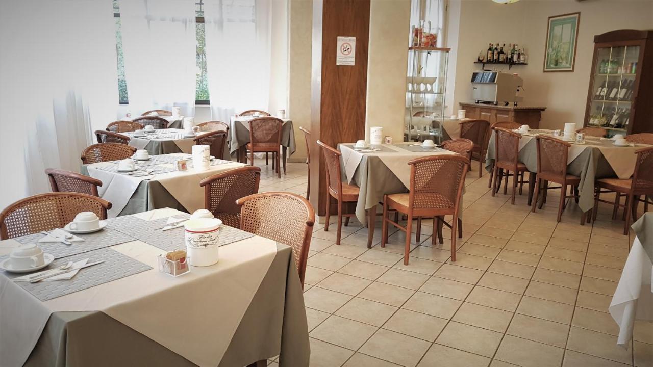 Hotel Eura Marina di Massa Eksteriør bilde